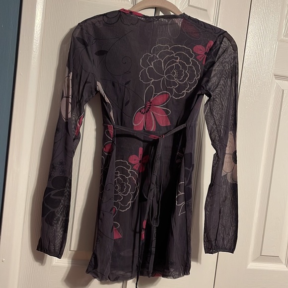 Sweet Pea maternity long sleeve shirt in size Small - Picture 8 of 8